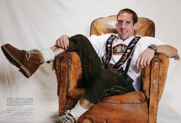 传奇：拜仁慕尼黑官方传记